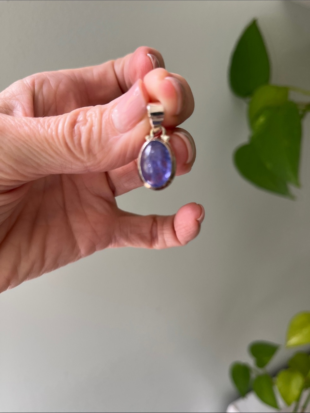 Silver Pendant with Deep Blue Oval Stone